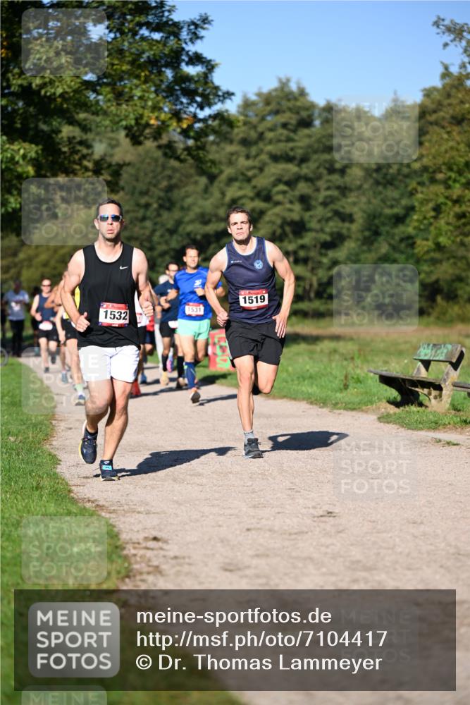 22.09.2024 - 32. Volkslauf durch das schöne Alstertal Dr. Thomas Lammeyer http://msf.ph/oto/7104417 22.09.2024 10:05:03 Laufen 1532, 1531, 1519 meine-sportfotos.de