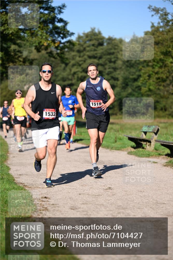 22.09.2024 - 32. Volkslauf durch das schöne Alstertal Dr. Thomas Lammeyer http://msf.ph/oto/7104427 22.09.2024 10:05:04 Laufen 1532, 1519 meine-sportfotos.de