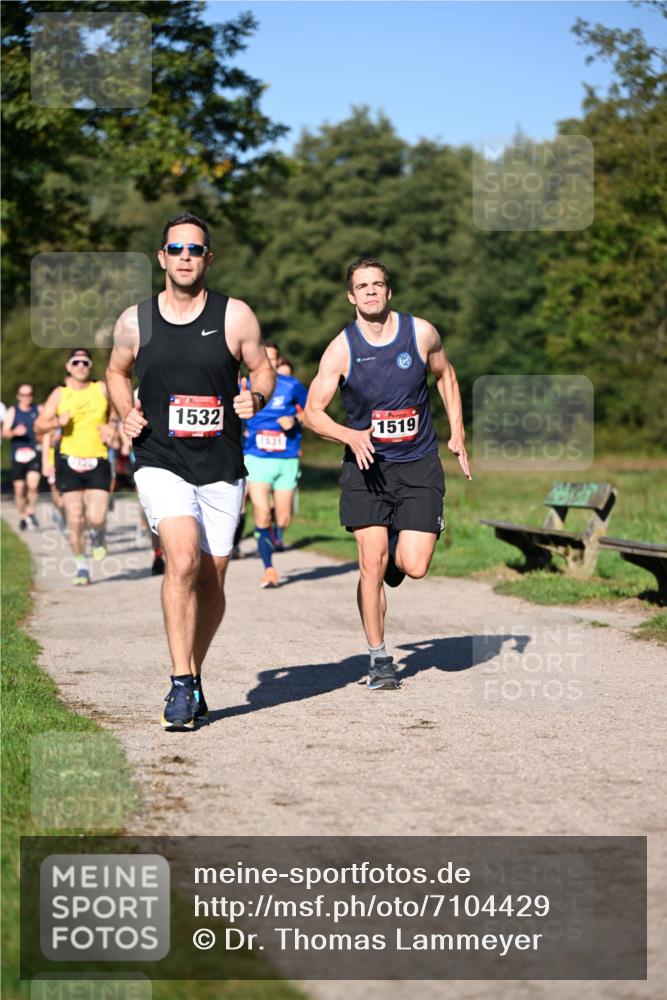 22.09.2024 - 32. Volkslauf durch das schöne Alstertal Dr. Thomas Lammeyer http://msf.ph/oto/7104429 22.09.2024 10:05:04 Laufen 1532, 1519 meine-sportfotos.de