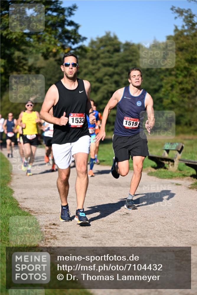 22.09.2024 - 32. Volkslauf durch das schöne Alstertal Dr. Thomas Lammeyer http://msf.ph/oto/7104432 22.09.2024 10:05:05 Laufen 1532, 1519 meine-sportfotos.de