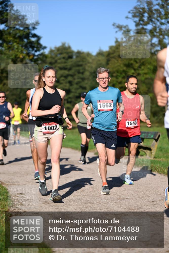 22.09.2024 - 32. Volkslauf durch das schöne Alstertal Dr. Thomas Lammeyer http://msf.ph/oto/7104488 22.09.2024 10:05:10 Laufen 1002, 1562, 1540 meine-sportfotos.de