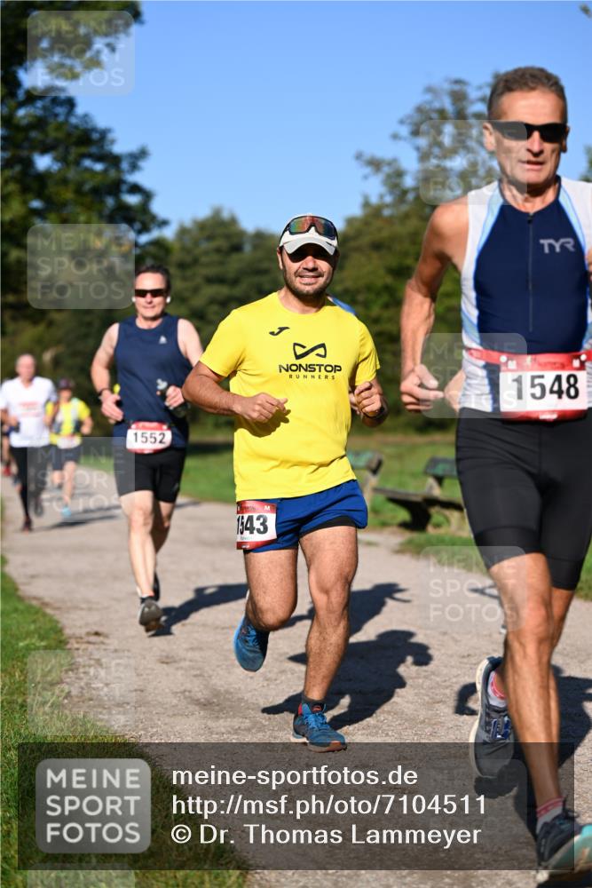 22.09.2024 - 32. Volkslauf durch das schöne Alstertal Dr. Thomas Lammeyer http://msf.ph/oto/7104511 22.09.2024 10:05:12 Laufen 1552, 1543, 1548 meine-sportfotos.de
