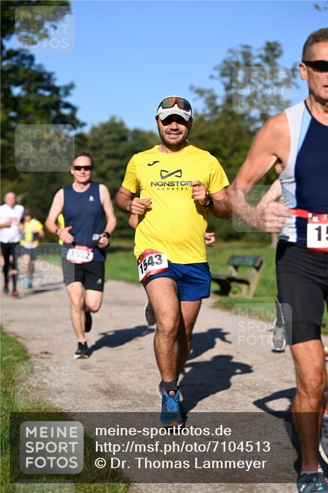 22.09.2024 - 32. Volkslauf durch das schöne Alstertal Dr. Thomas Lammeyer http://msf.ph/oto/7104513 22.09.2024 10:05:12 Laufen 1552, 1543, 15 meine-sportfotos.de