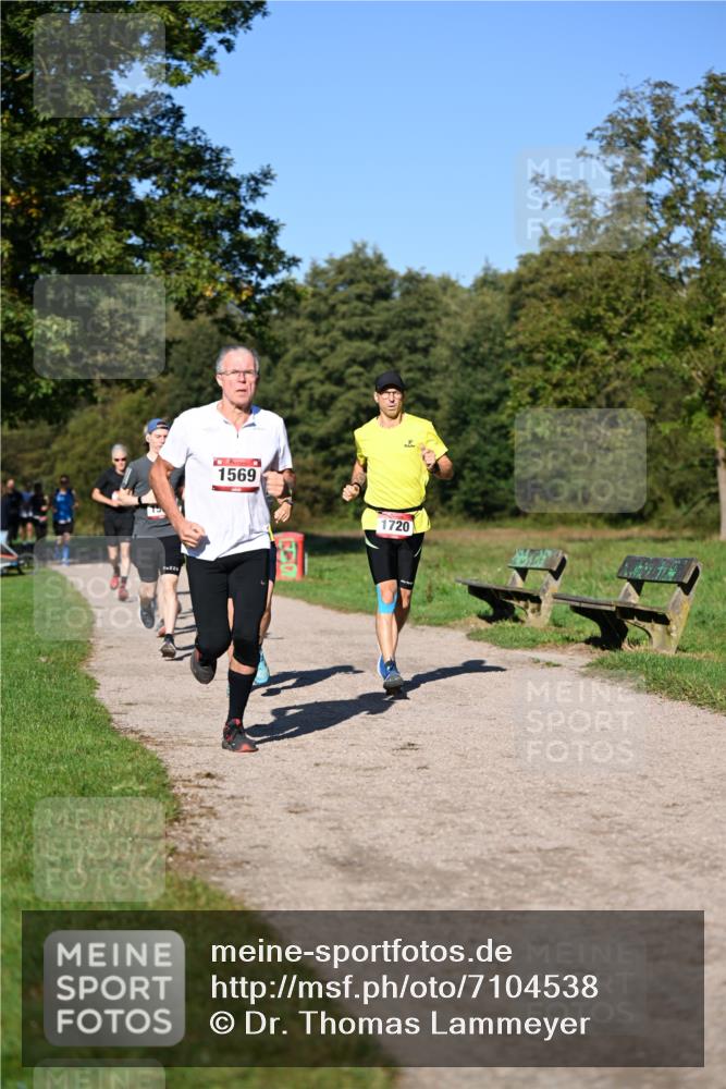 22.09.2024 - 32. Volkslauf durch das schöne Alstertal Dr. Thomas Lammeyer http://msf.ph/oto/7104538 22.09.2024 10:05:14 Laufen 226, 1569, 100, 1720 meine-sportfotos.de