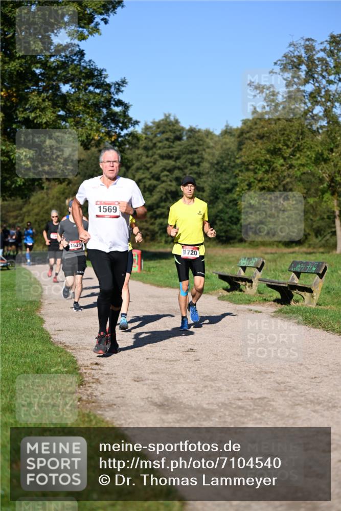 22.09.2024 - 32. Volkslauf durch das schöne Alstertal Dr. Thomas Lammeyer http://msf.ph/oto/7104540 22.09.2024 10:05:14 Laufen 1539, 22, 1569, 1720 meine-sportfotos.de