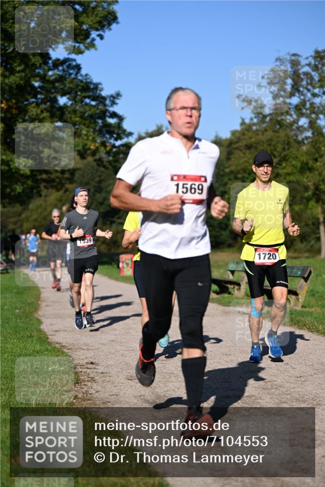 22.09.2024 - 32. Volkslauf durch das schöne Alstertal Dr. Thomas Lammeyer http://msf.ph/oto/7104553 22.09.2024 10:05:16 Laufen 1539, 1569, 1720 meine-sportfotos.de