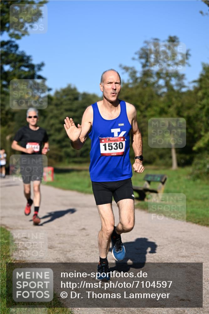 22.09.2024 - 32. Volkslauf durch das schöne Alstertal Dr. Thomas Lammeyer http://msf.ph/oto/7104597 22.09.2024 10:05:20 Laufen 1644, 1530 meine-sportfotos.de