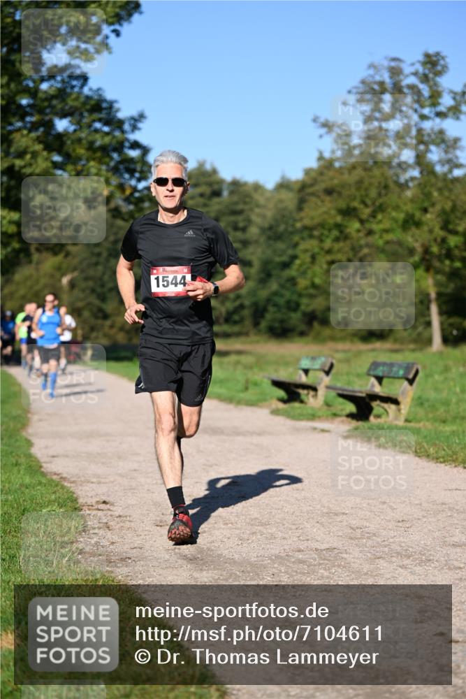 22.09.2024 - 32. Volkslauf durch das schöne Alstertal Dr. Thomas Lammeyer http://msf.ph/oto/7104611 22.09.2024 10:05:21 Laufen 1544 meine-sportfotos.de