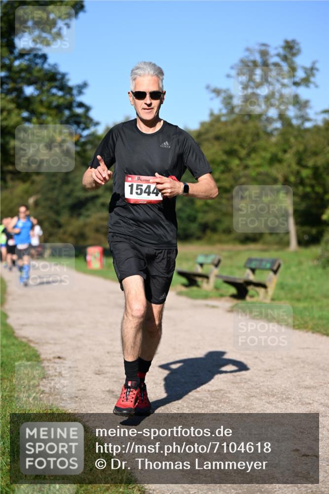 22.09.2024 - 32. Volkslauf durch das schöne Alstertal Dr. Thomas Lammeyer http://msf.ph/oto/7104618 22.09.2024 10:05:21 Laufen 1544, 9747 meine-sportfotos.de