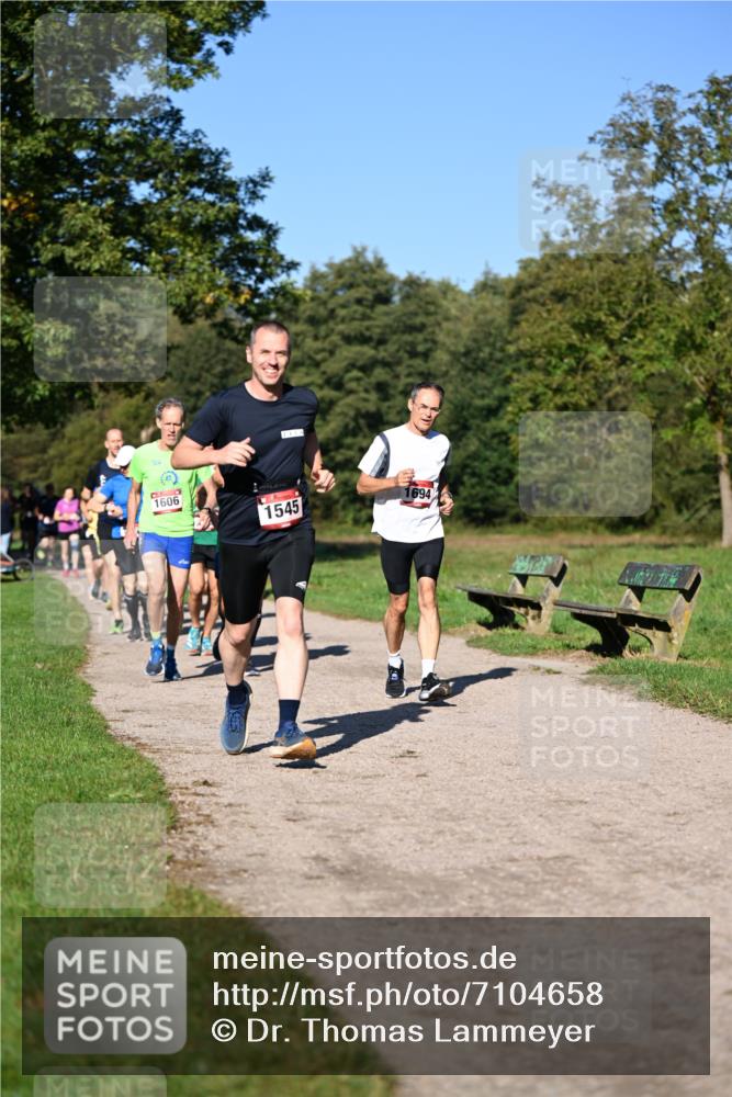 22.09.2024 - 32. Volkslauf durch das schöne Alstertal Dr. Thomas Lammeyer http://msf.ph/oto/7104658 22.09.2024 10:05:29 Laufen 1606, 1545, 1694 meine-sportfotos.de
