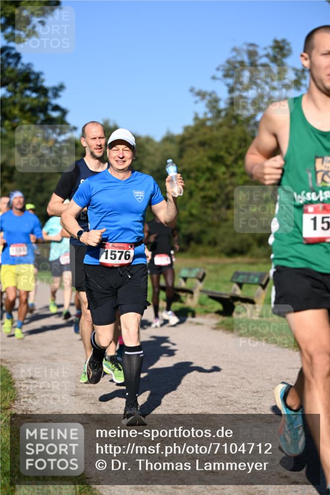22.09.2024 - 32. Volkslauf durch das schöne Alstertal Dr. Thomas Lammeyer http://msf.ph/oto/7104712 22.09.2024 10:05:34 Laufen 155, 0, 1576, 1, 15 meine-sportfotos.de