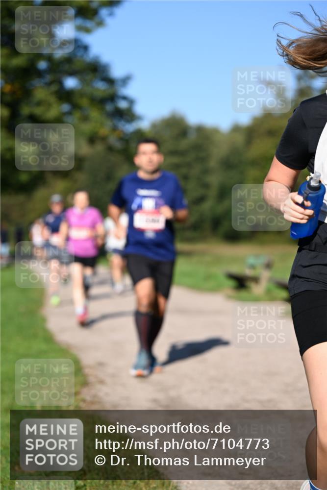 22.09.2024 - 32. Volkslauf durch das schöne Alstertal Dr. Thomas Lammeyer http://msf.ph/oto/7104773 22.09.2024 10:05:39 Laufen  meine-sportfotos.de