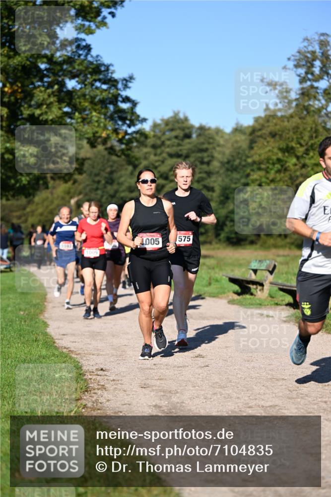 22.09.2024 - 32. Volkslauf durch das schöne Alstertal Dr. Thomas Lammeyer http://msf.ph/oto/7104835 22.09.2024 10:05:44 Laufen 1009, 4005, 575 meine-sportfotos.de