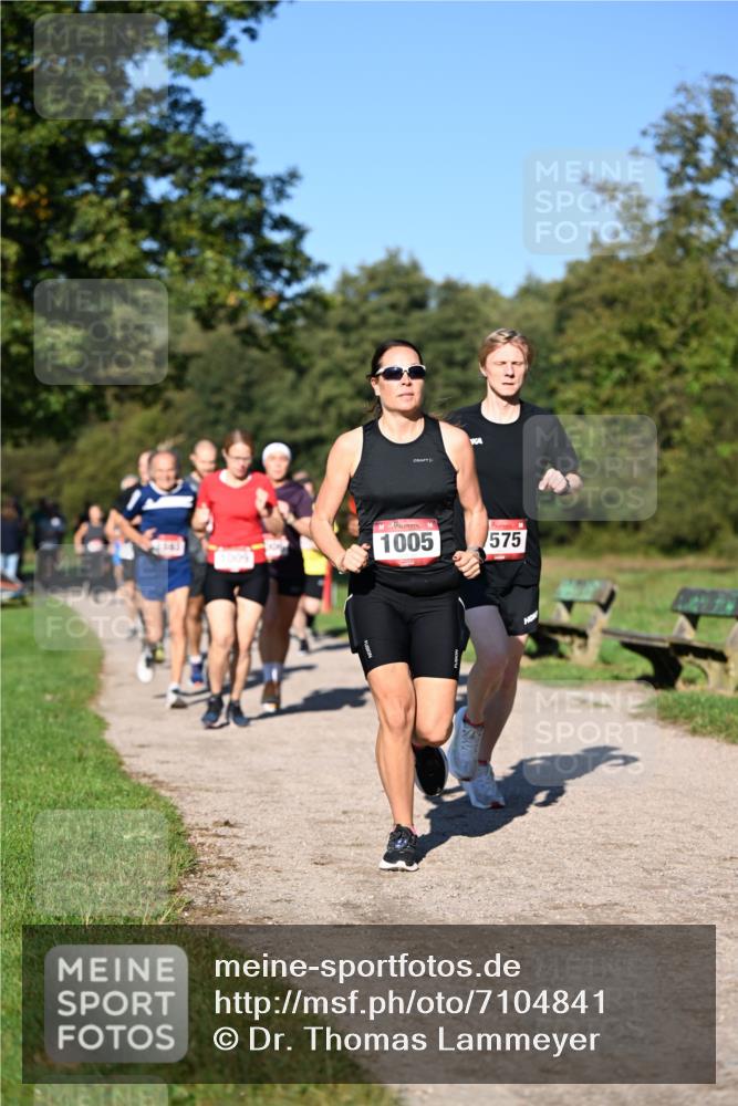 22.09.2024 - 32. Volkslauf durch das schöne Alstertal Dr. Thomas Lammeyer http://msf.ph/oto/7104841 22.09.2024 10:05:44 Laufen 1005, 575 meine-sportfotos.de