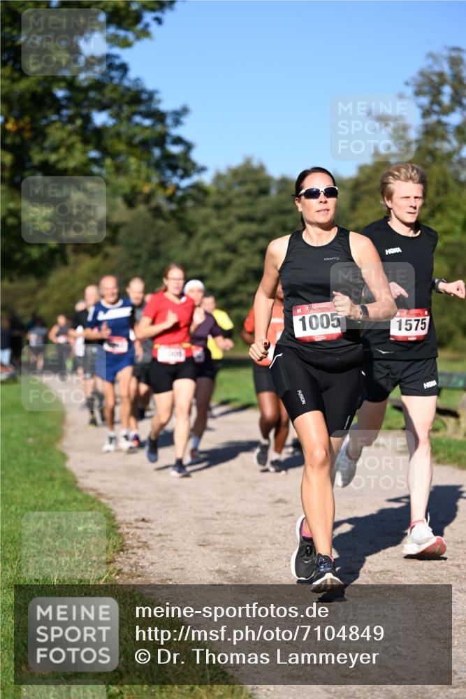 22.09.2024 - 32. Volkslauf durch das schöne Alstertal Dr. Thomas Lammeyer http://msf.ph/oto/7104849 22.09.2024 10:05:45 Laufen 1005, 1575 meine-sportfotos.de