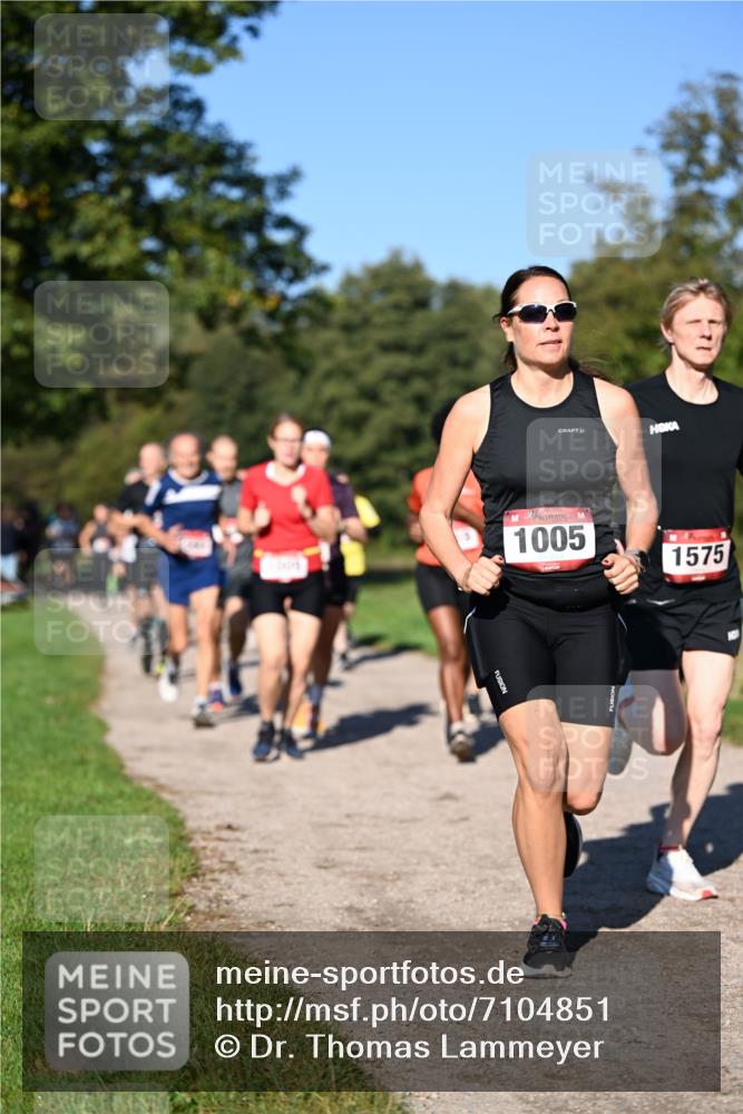22.09.2024 - 32. Volkslauf durch das schöne Alstertal Dr. Thomas Lammeyer http://msf.ph/oto/7104851 22.09.2024 10:05:45 Laufen 1005, 1575 meine-sportfotos.de