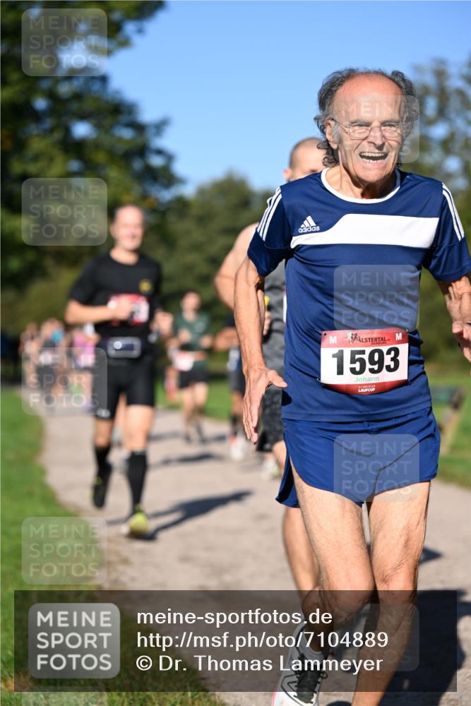22.09.2024 - 32. Volkslauf durch das schöne Alstertal Dr. Thomas Lammeyer http://msf.ph/oto/7104889 22.09.2024 10:05:49 Laufen 1593 meine-sportfotos.de