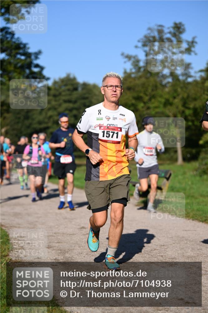 22.09.2024 - 32. Volkslauf durch das schöne Alstertal Dr. Thomas Lammeyer http://msf.ph/oto/7104938 22.09.2024 10:05:53 Laufen 1571 meine-sportfotos.de
