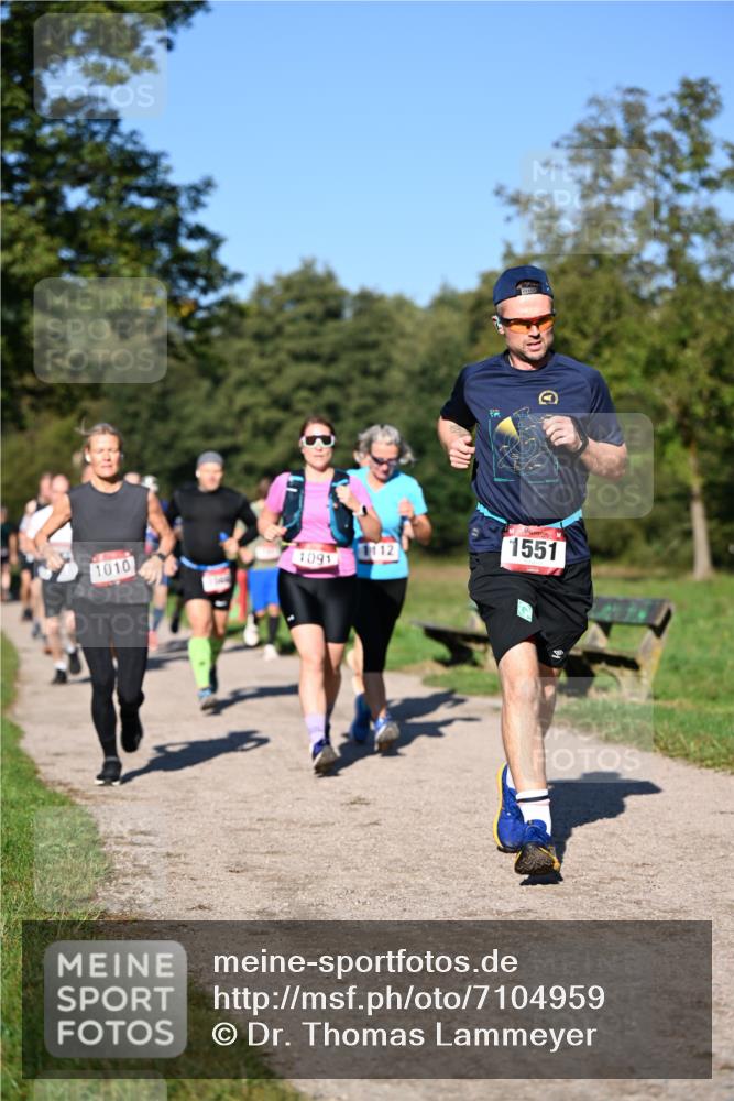 22.09.2024 - 32. Volkslauf durch das schöne Alstertal Dr. Thomas Lammeyer http://msf.ph/oto/7104959 22.09.2024 10:05:55 Laufen 1010, 1091, 1112, 1551 meine-sportfotos.de