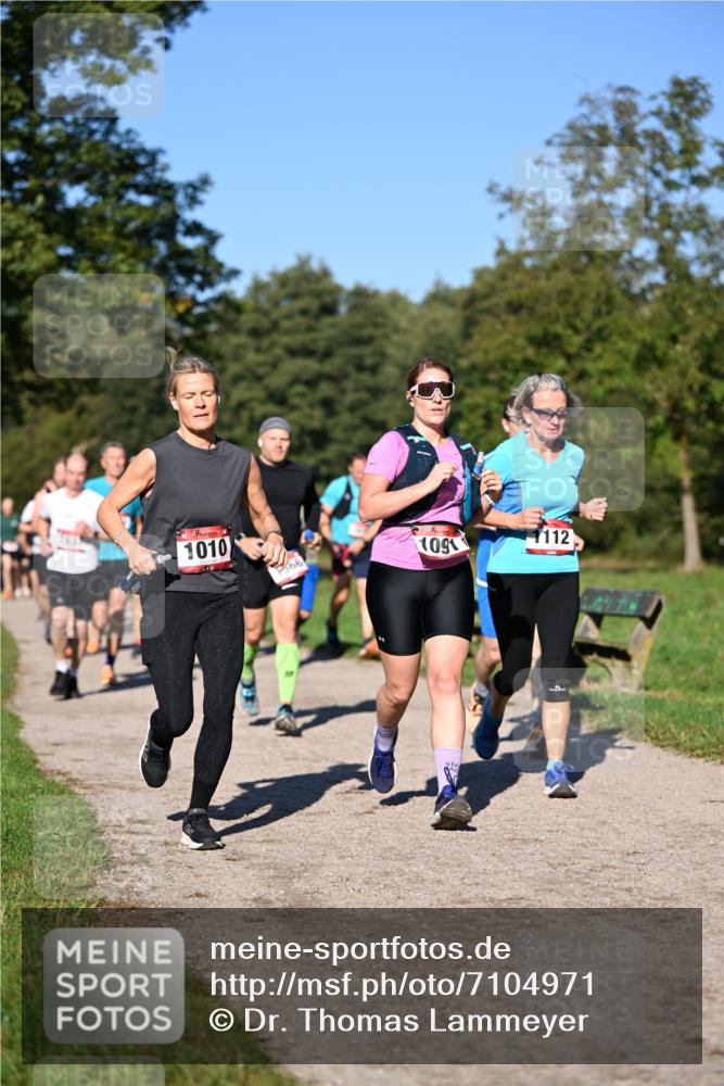22.09.2024 - 32. Volkslauf durch das schöne Alstertal Dr. Thomas Lammeyer http://msf.ph/oto/7104971 22.09.2024 10:05:56 Laufen 1010, 66, 1091, 1112 meine-sportfotos.de