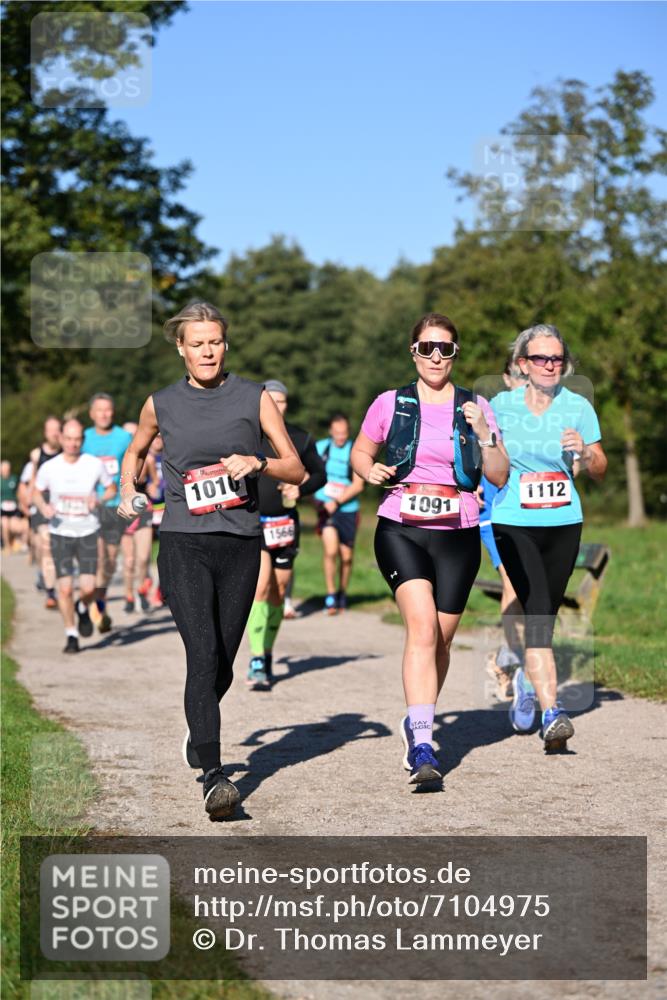 22.09.2024 - 32. Volkslauf durch das schöne Alstertal Dr. Thomas Lammeyer http://msf.ph/oto/7104975 22.09.2024 10:05:56 Laufen 1010, 1566, 1112, 1091 meine-sportfotos.de