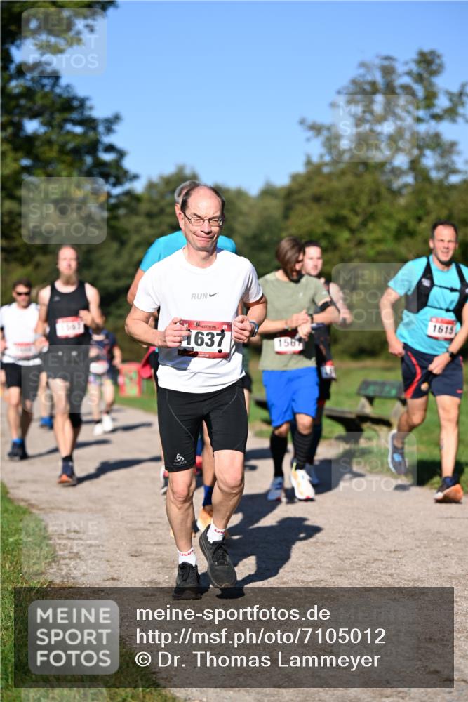 22.09.2024 - 32. Volkslauf durch das schöne Alstertal Dr. Thomas Lammeyer http://msf.ph/oto/7105012 22.09.2024 10:05:59 Laufen 6, 1637, 156, 1615 meine-sportfotos.de