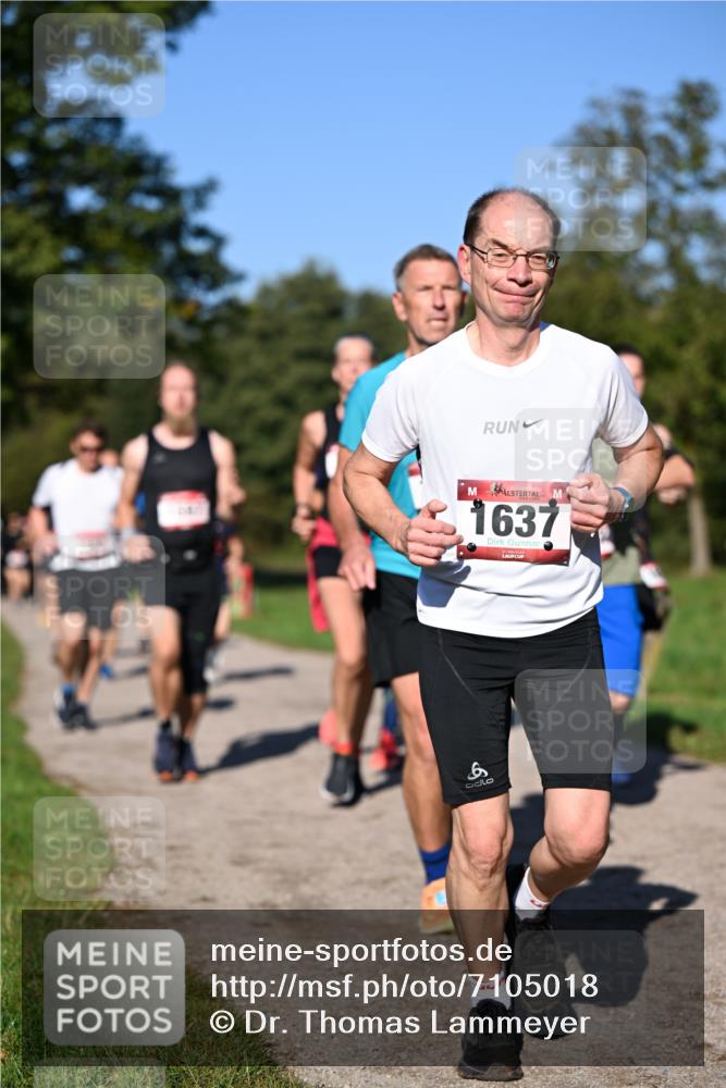22.09.2024 - 32. Volkslauf durch das schöne Alstertal Dr. Thomas Lammeyer http://msf.ph/oto/7105018 22.09.2024 10:06:00 Laufen 1637, 6, 9000 meine-sportfotos.de