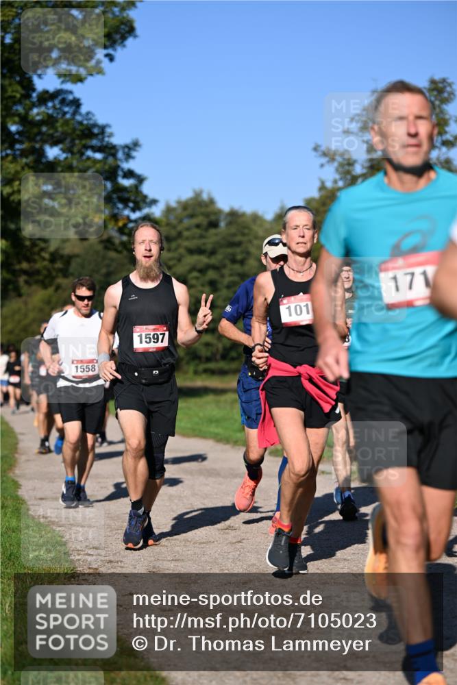 22.09.2024 - 32. Volkslauf durch das schöne Alstertal Dr. Thomas Lammeyer http://msf.ph/oto/7105023 22.09.2024 10:06:01 Laufen 1558, 1597, 171, 101 meine-sportfotos.de