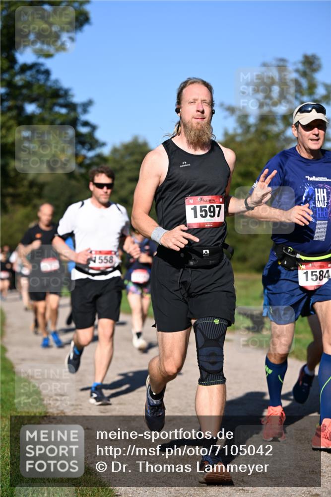 22.09.2024 - 32. Volkslauf durch das schöne Alstertal Dr. Thomas Lammeyer http://msf.ph/oto/7105042 22.09.2024 10:06:02 Laufen 558, 1597, 202, 1584 meine-sportfotos.de
