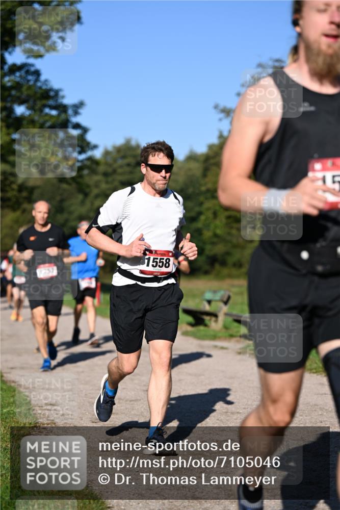 22.09.2024 - 32. Volkslauf durch das schöne Alstertal Dr. Thomas Lammeyer http://msf.ph/oto/7105046 22.09.2024 10:06:02 Laufen 1757, 1558 meine-sportfotos.de