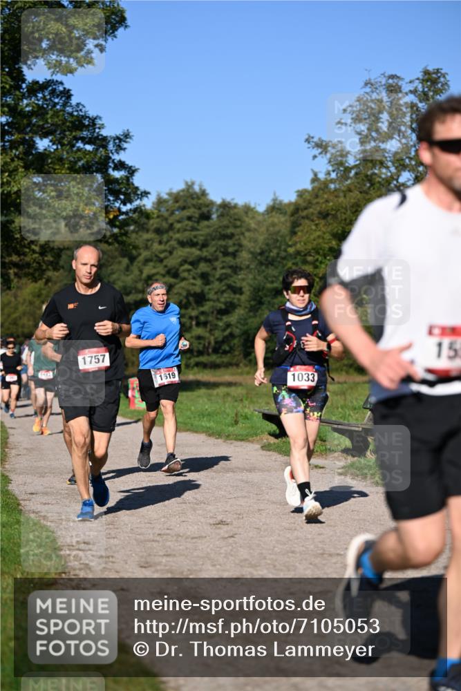 22.09.2024 - 32. Volkslauf durch das schöne Alstertal Dr. Thomas Lammeyer http://msf.ph/oto/7105053 22.09.2024 10:06:03 Laufen 1612, 1757, 1619, 1033, 15 meine-sportfotos.de