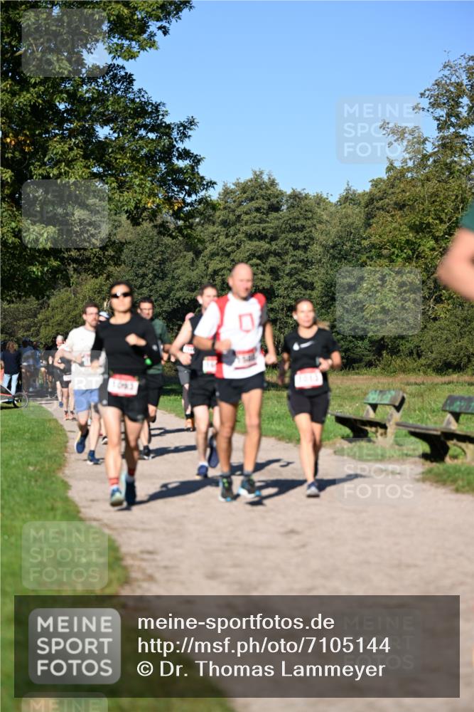 22.09.2024 - 32. Volkslauf durch das schöne Alstertal Dr. Thomas Lammeyer http://msf.ph/oto/7105144 22.09.2024 10:06:10 Laufen  meine-sportfotos.de