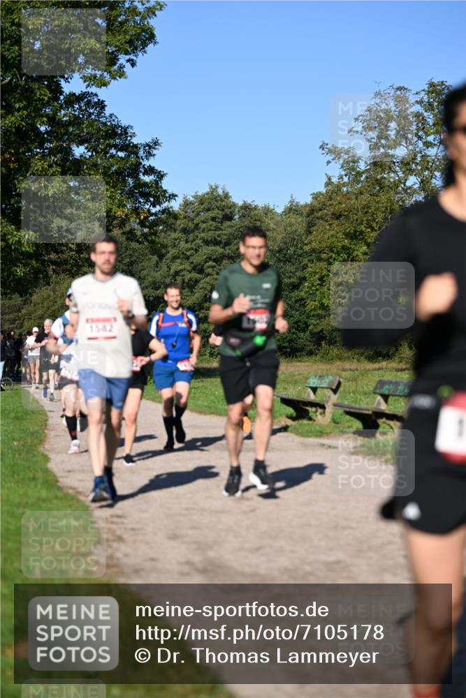 22.09.2024 - 32. Volkslauf durch das schöne Alstertal Dr. Thomas Lammeyer http://msf.ph/oto/7105178 22.09.2024 10:06:14 Laufen  meine-sportfotos.de