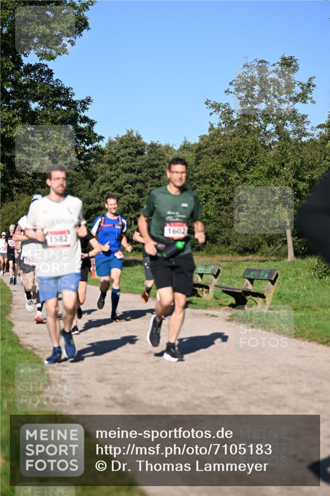 22.09.2024 - 32. Volkslauf durch das schöne Alstertal Dr. Thomas Lammeyer http://msf.ph/oto/7105183 22.09.2024 10:06:14 Laufen 1623, 1572, 1602, 1582 meine-sportfotos.de