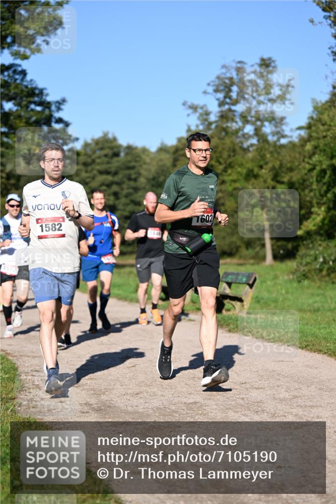 22.09.2024 - 32. Volkslauf durch das schöne Alstertal Dr. Thomas Lammeyer http://msf.ph/oto/7105190 22.09.2024 10:06:14 Laufen 1572, 1582, 15, 46, 1602 meine-sportfotos.de