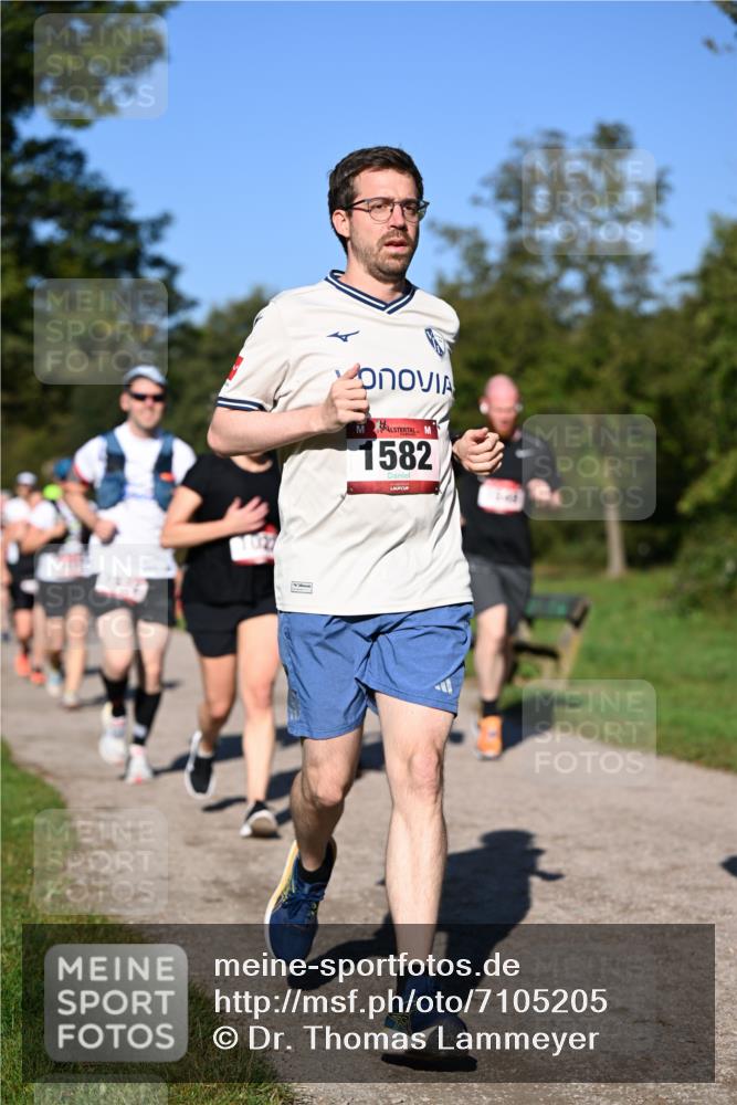 22.09.2024 - 32. Volkslauf durch das schöne Alstertal Dr. Thomas Lammeyer http://msf.ph/oto/7105205 22.09.2024 10:06:15 Laufen 1582 meine-sportfotos.de