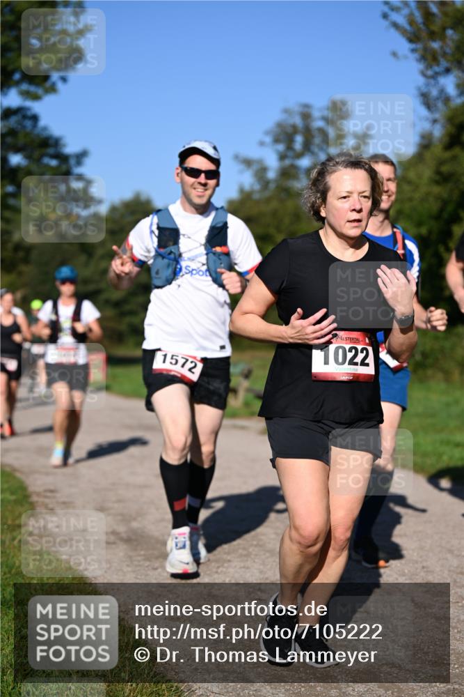 22.09.2024 - 32. Volkslauf durch das schöne Alstertal Dr. Thomas Lammeyer http://msf.ph/oto/7105222 22.09.2024 10:06:17 Laufen 1572, 1022 meine-sportfotos.de