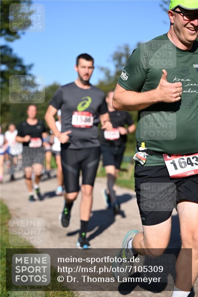 22.09.2024 - 32. Volkslauf durch das schöne Alstertal Dr. Thomas Lammeyer http://msf.ph/oto/7105309 22.09.2024 10:06:25 Laufen 156, 35, 1643 meine-sportfotos.de