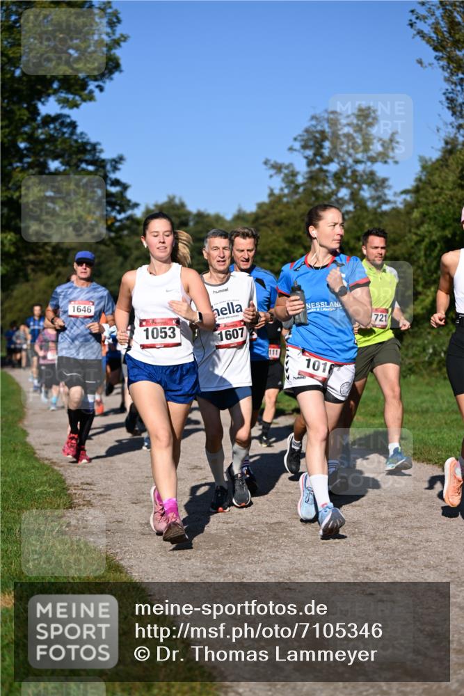22.09.2024 - 32. Volkslauf durch das schöne Alstertal Dr. Thomas Lammeyer http://msf.ph/oto/7105346 22.09.2024 10:06:29 Laufen 1646, 1053, 1607, 111, 721, 1016 meine-sportfotos.de