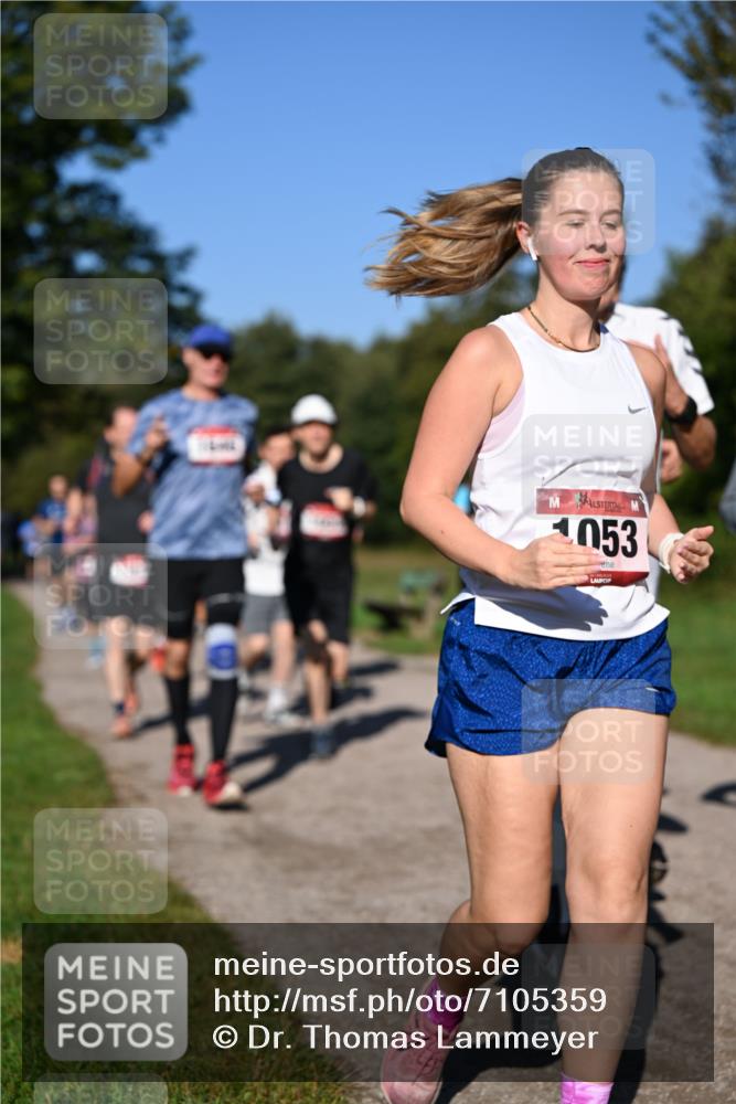 22.09.2024 - 32. Volkslauf durch das schöne Alstertal Dr. Thomas Lammeyer http://msf.ph/oto/7105359 22.09.2024 10:06:30 Laufen 053 meine-sportfotos.de