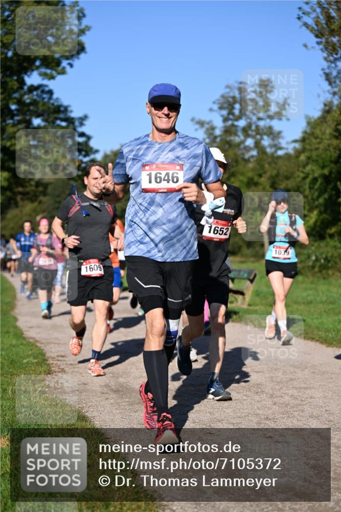 22.09.2024 - 32. Volkslauf durch das schöne Alstertal Dr. Thomas Lammeyer http://msf.ph/oto/7105372 22.09.2024 10:06:31 Laufen 1609, 1646, 1652, 1039 meine-sportfotos.de