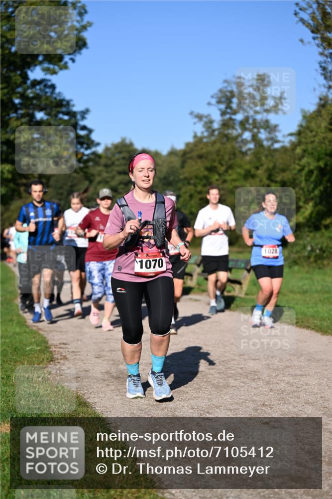 22.09.2024 - 32. Volkslauf durch das schöne Alstertal Dr. Thomas Lammeyer http://msf.ph/oto/7105412 22.09.2024 10:06:35 Laufen 1070, 1028 meine-sportfotos.de