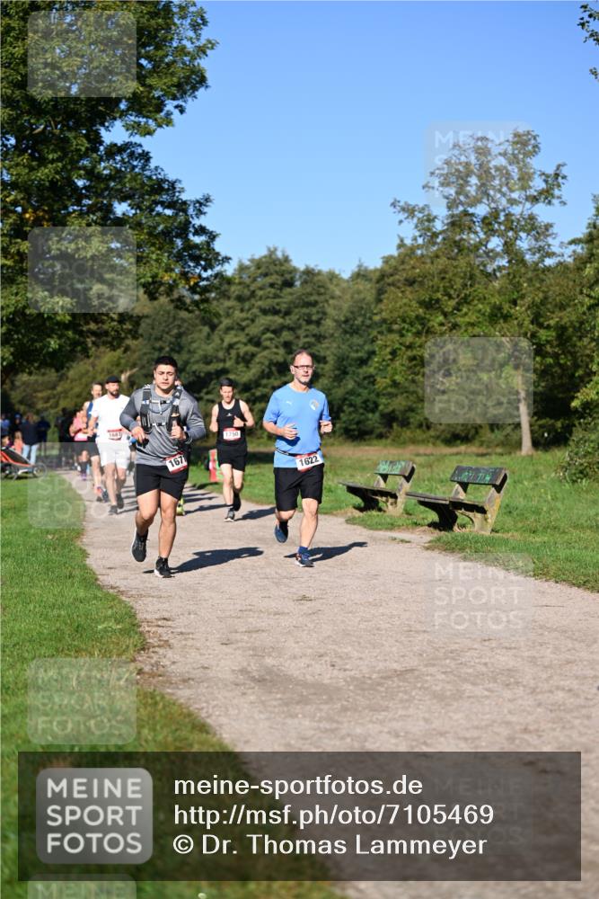 22.09.2024 - 32. Volkslauf durch das schöne Alstertal Dr. Thomas Lammeyer http://msf.ph/oto/7105469 22.09.2024 10:06:41 Laufen 1687, 1671, 1750, 1622 meine-sportfotos.de