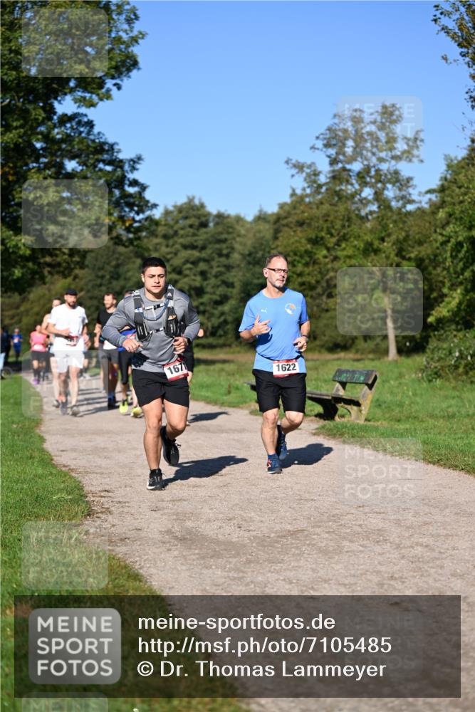 22.09.2024 - 32. Volkslauf durch das schöne Alstertal Dr. Thomas Lammeyer http://msf.ph/oto/7105485 22.09.2024 10:06:42 Laufen 1671, 1622 meine-sportfotos.de
