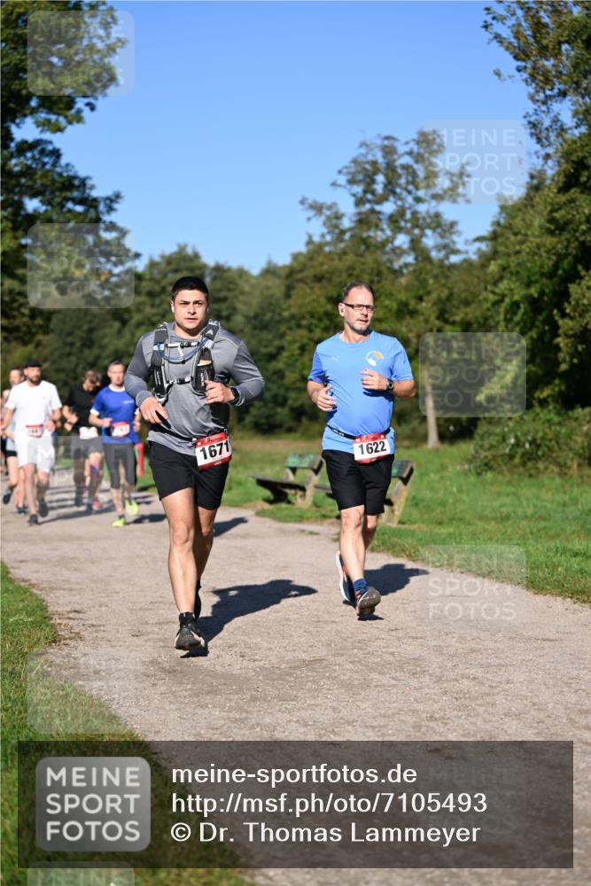 22.09.2024 - 32. Volkslauf durch das schöne Alstertal Dr. Thomas Lammeyer http://msf.ph/oto/7105493 22.09.2024 10:06:43 Laufen 1671, 1622 meine-sportfotos.de