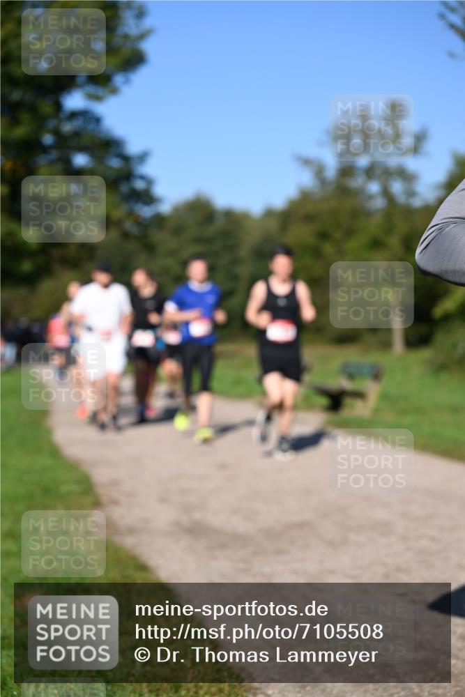 22.09.2024 - 32. Volkslauf durch das schöne Alstertal Dr. Thomas Lammeyer http://msf.ph/oto/7105508 22.09.2024 10:06:45 Laufen  meine-sportfotos.de