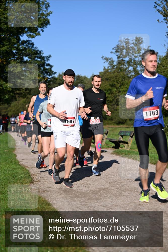 22.09.2024 - 32. Volkslauf durch das schöne Alstertal Dr. Thomas Lammeyer http://msf.ph/oto/7105537 22.09.2024 10:06:47 Laufen 1763, 1687, 2509 meine-sportfotos.de