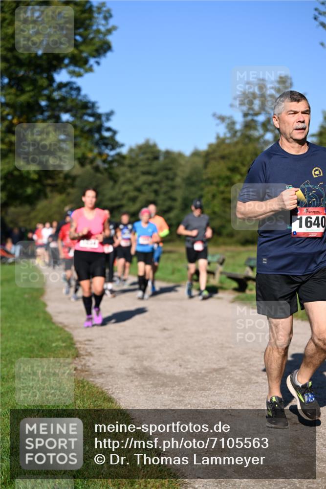 22.09.2024 - 32. Volkslauf durch das schöne Alstertal Dr. Thomas Lammeyer http://msf.ph/oto/7105563 22.09.2024 10:06:52 Laufen 1640 meine-sportfotos.de