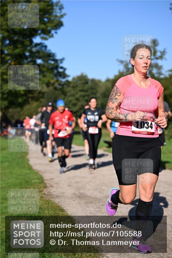 22.09.2024 - 32. Volkslauf durch das schöne Alstertal Dr. Thomas Lammeyer http://msf.ph/oto/7105588 22.09.2024 10:06:54 Laufen 1034 meine-sportfotos.de