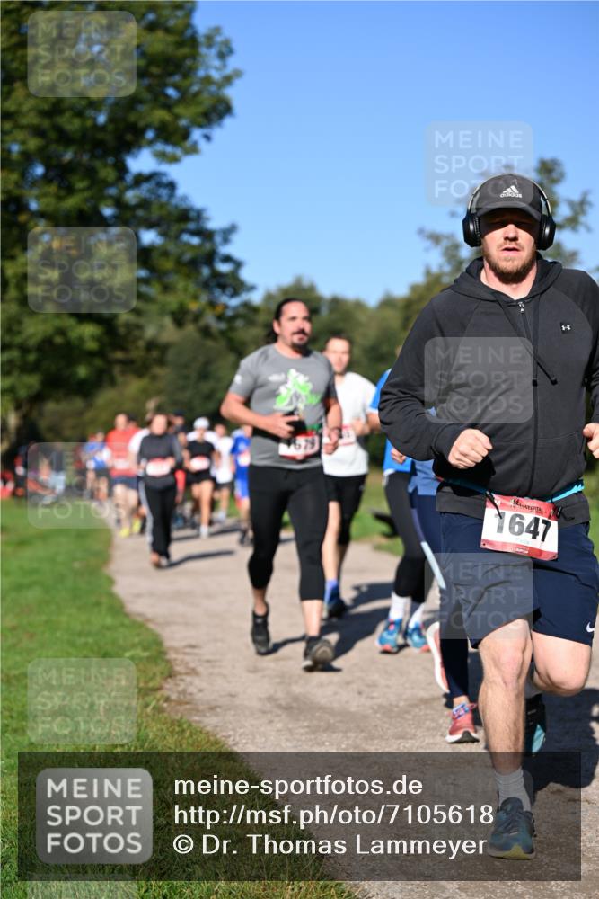 22.09.2024 - 32. Volkslauf durch das schöne Alstertal Dr. Thomas Lammeyer http://msf.ph/oto/7105618 22.09.2024 10:06:58 Laufen 1647 meine-sportfotos.de